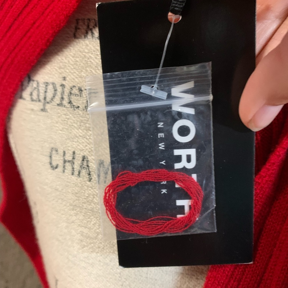 New Worth Simply Red Half Sweater Pull Over Mock Neck Cape Medium MSRP $328 NWT